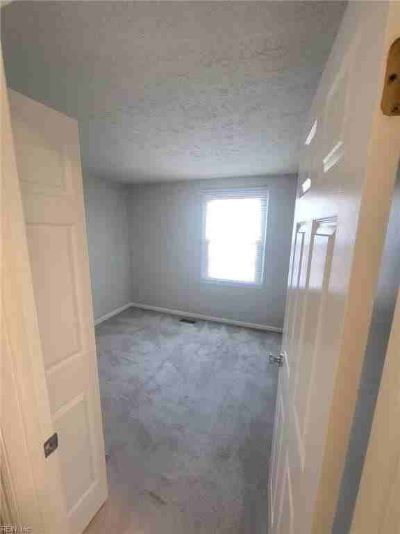 47 Lucinda Ct - Photo 6 of 22