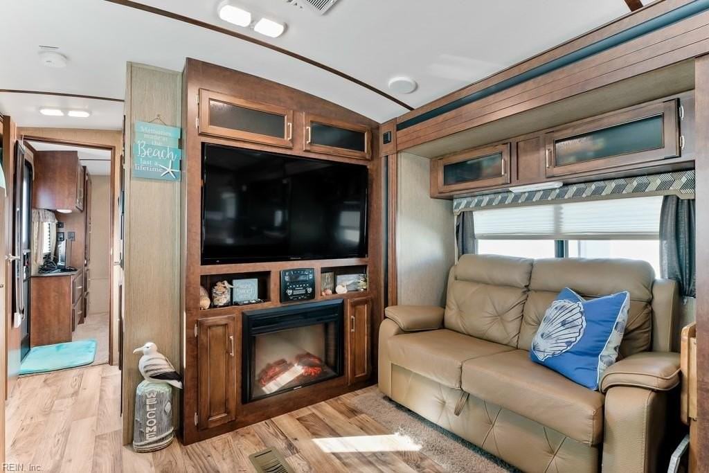 3665 Sandpiper Rd #189 - Photo 3 of 22