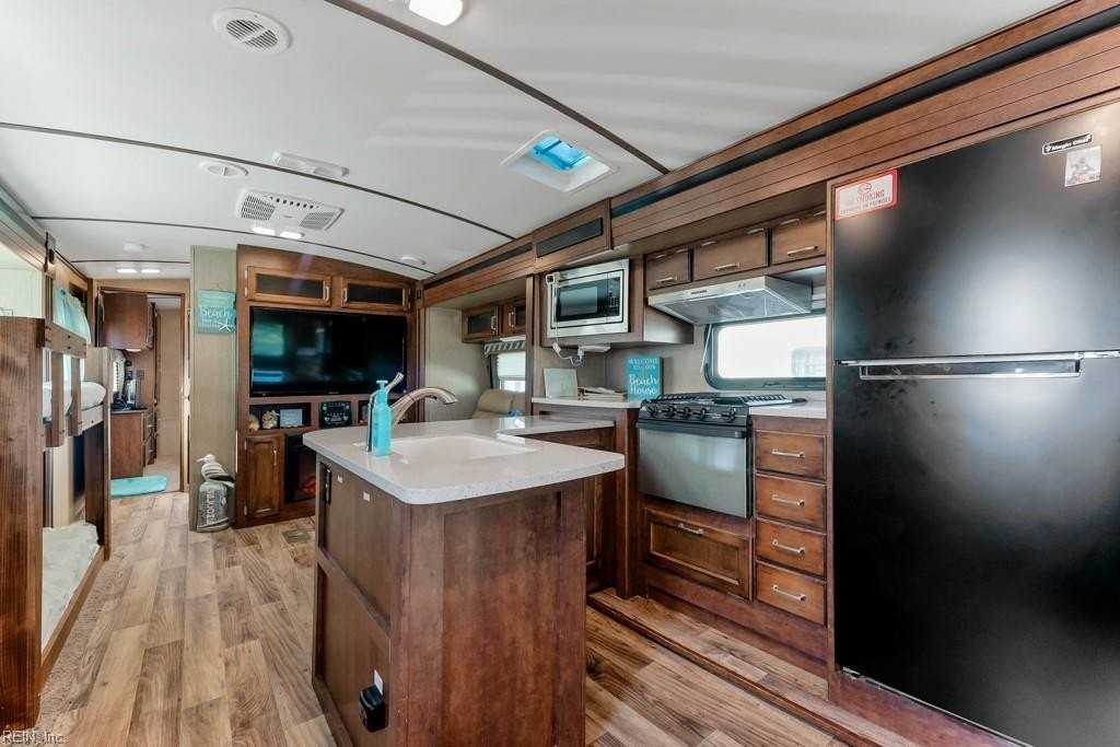 3665 Sandpiper Rd #189 - Photo 4 of 22