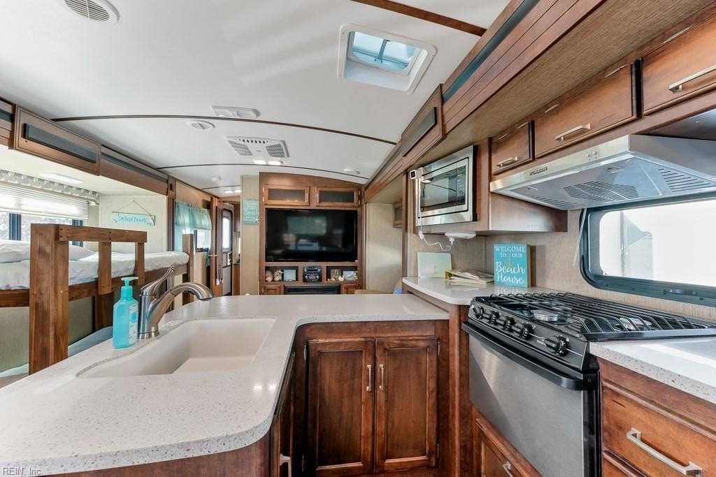 3665 Sandpiper Rd #189 - Photo 5 of 22