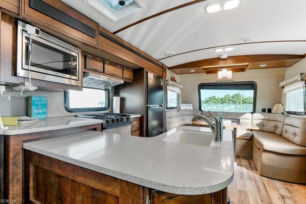 3665 Sandpiper Rd #189 - Photo 7 of 22