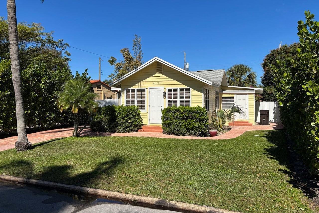 419 43rd St - Photo 3 of 28