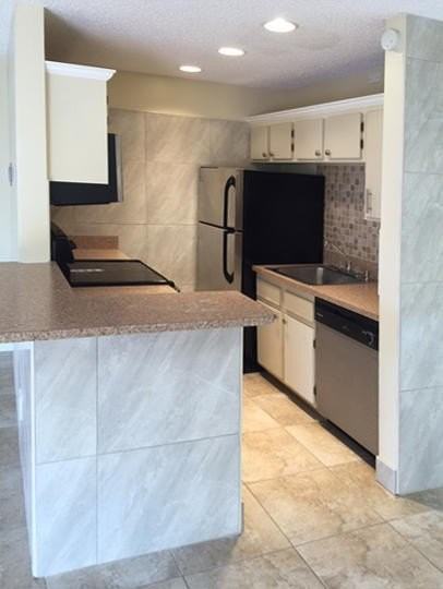 3 Crossings Cir #E - Photo 4 of 15