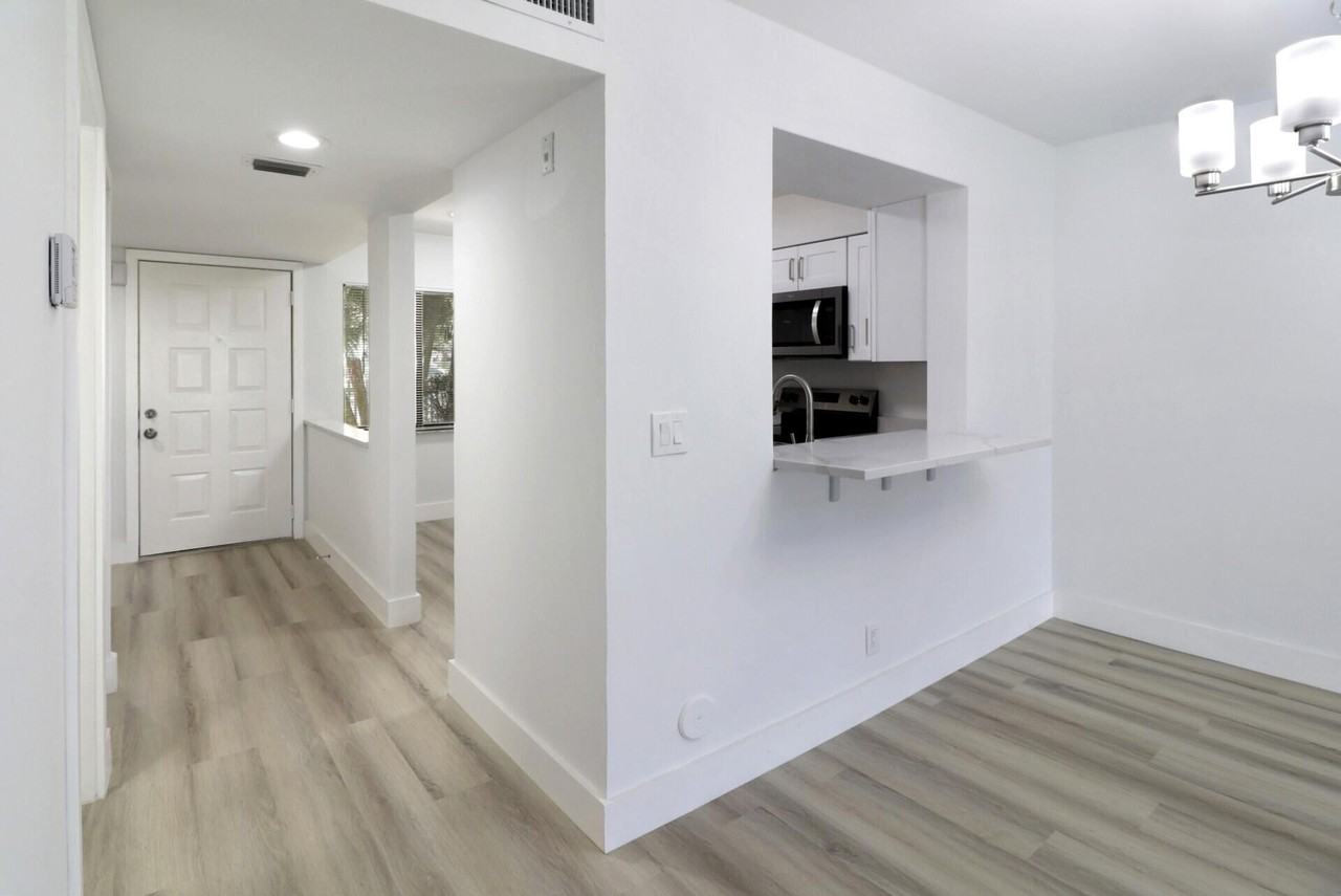 7270 Ashford Pl #106 - Photo 6 of 50