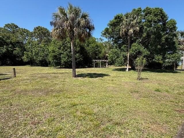 7107 181st St N - Photo 3 of 8