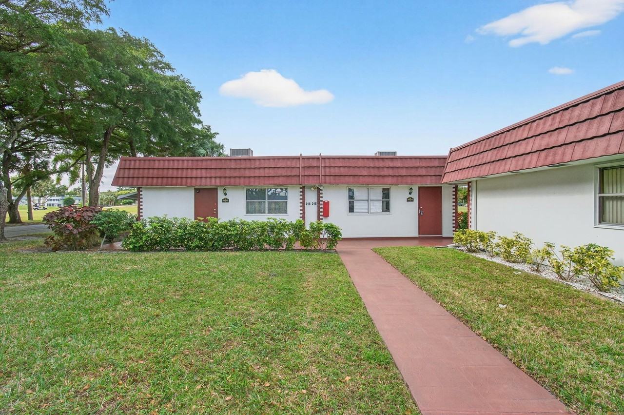 213 Waterford I - Photo 3 of 50