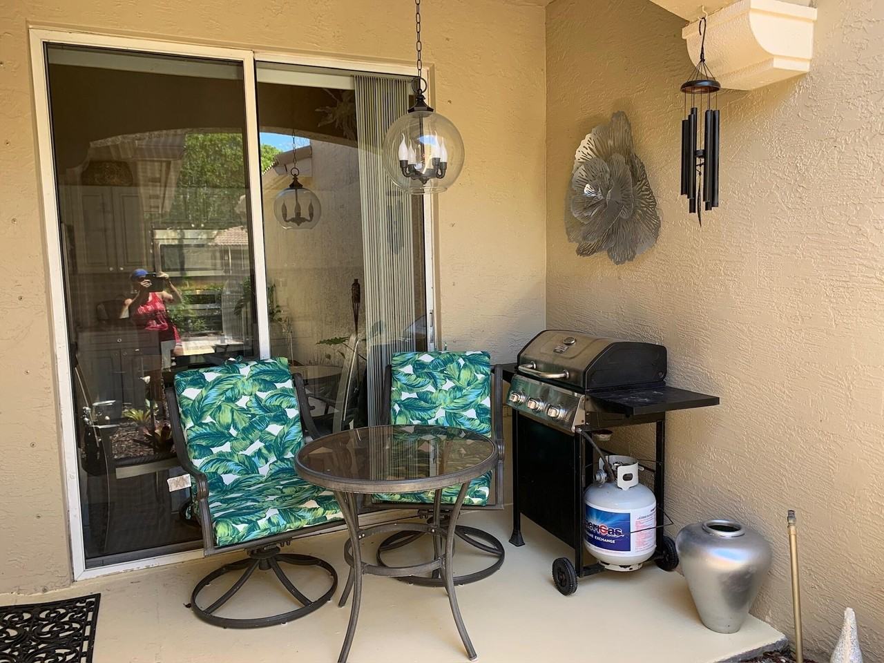 2146 Man Of War - Photo 4 of 34