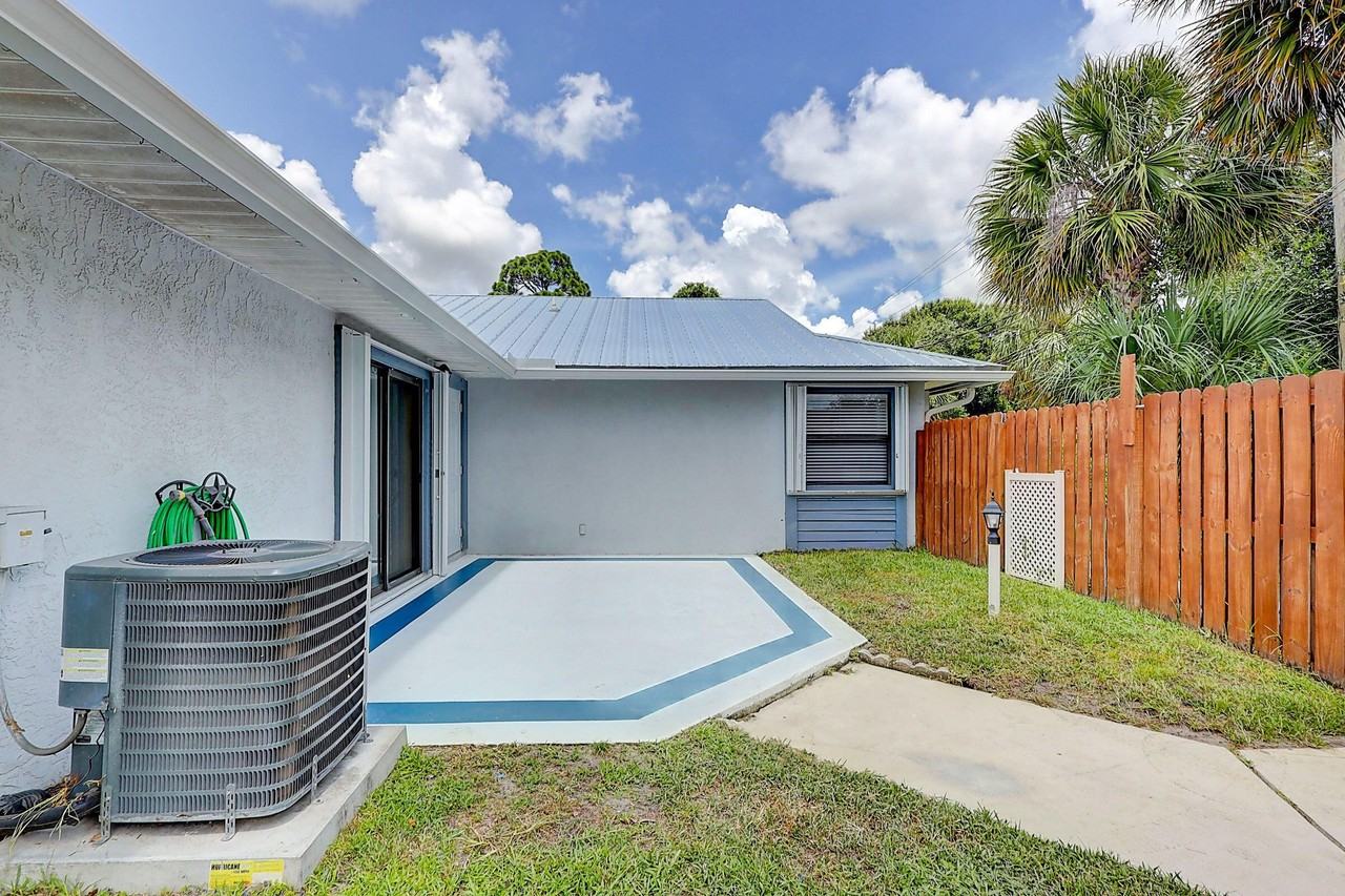 2906 Sw Port St Lucie Blvd - Photo 2 of 22