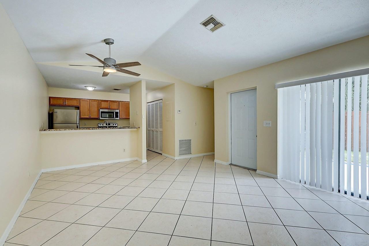 2906 Sw Port St Lucie Blvd - Photo 6 of 22