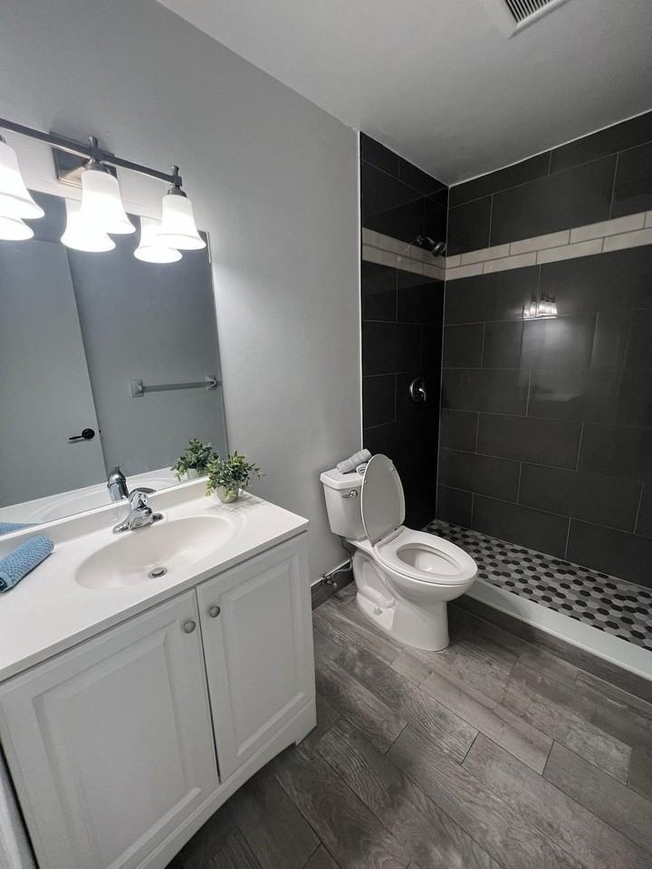 1554 Citation Dr #B - Photo 3 of 9