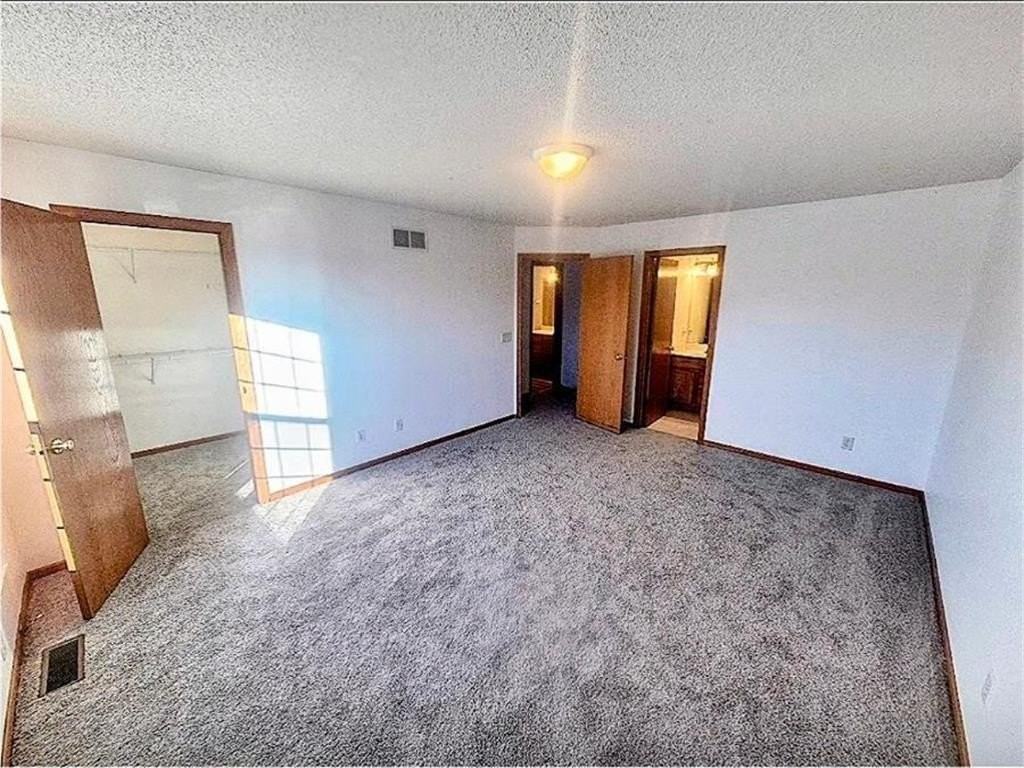 6406 157th St W - Photo 5 of 6