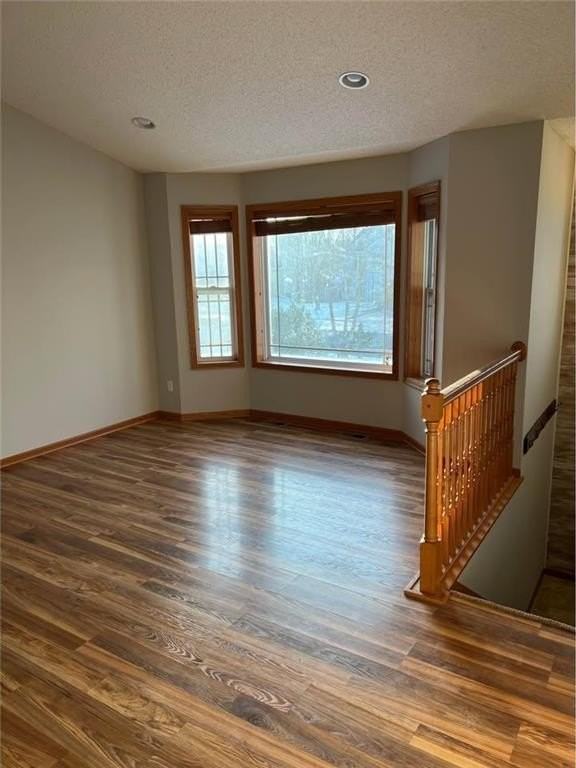 610 Dillon Ave N - Photo 3 of 10