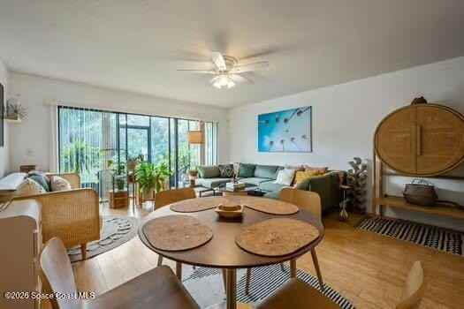 33 Cove Rd - Photo 4 of 34