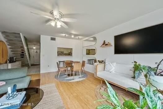 33 Cove Rd - Photo 6 of 34