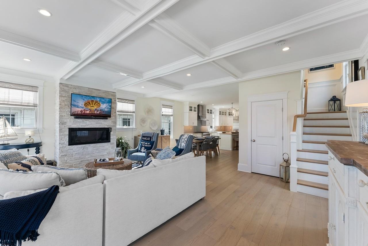 202 N Union Ave - Photo 5 of 50