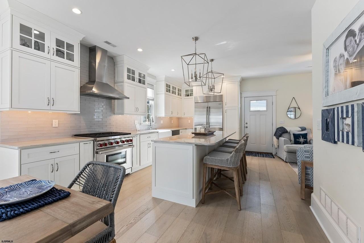 202 N Union Ave - Photo 6 of 50