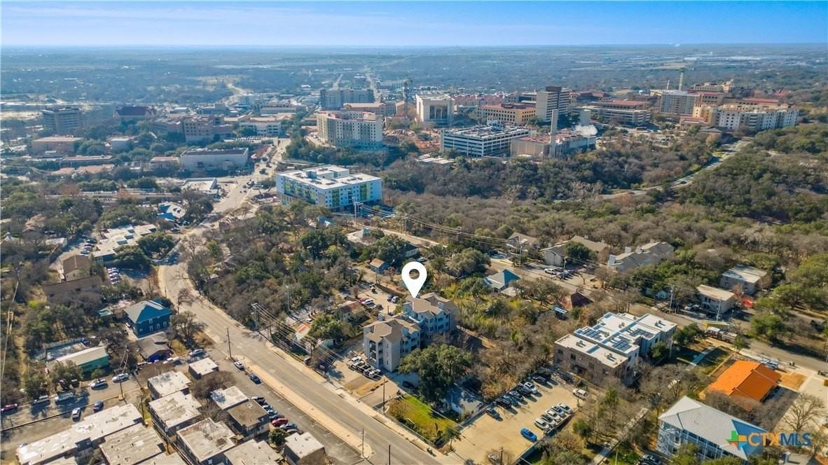 1005 N Lbj Dr Apt B5 #B5 - Photo 2 of 33