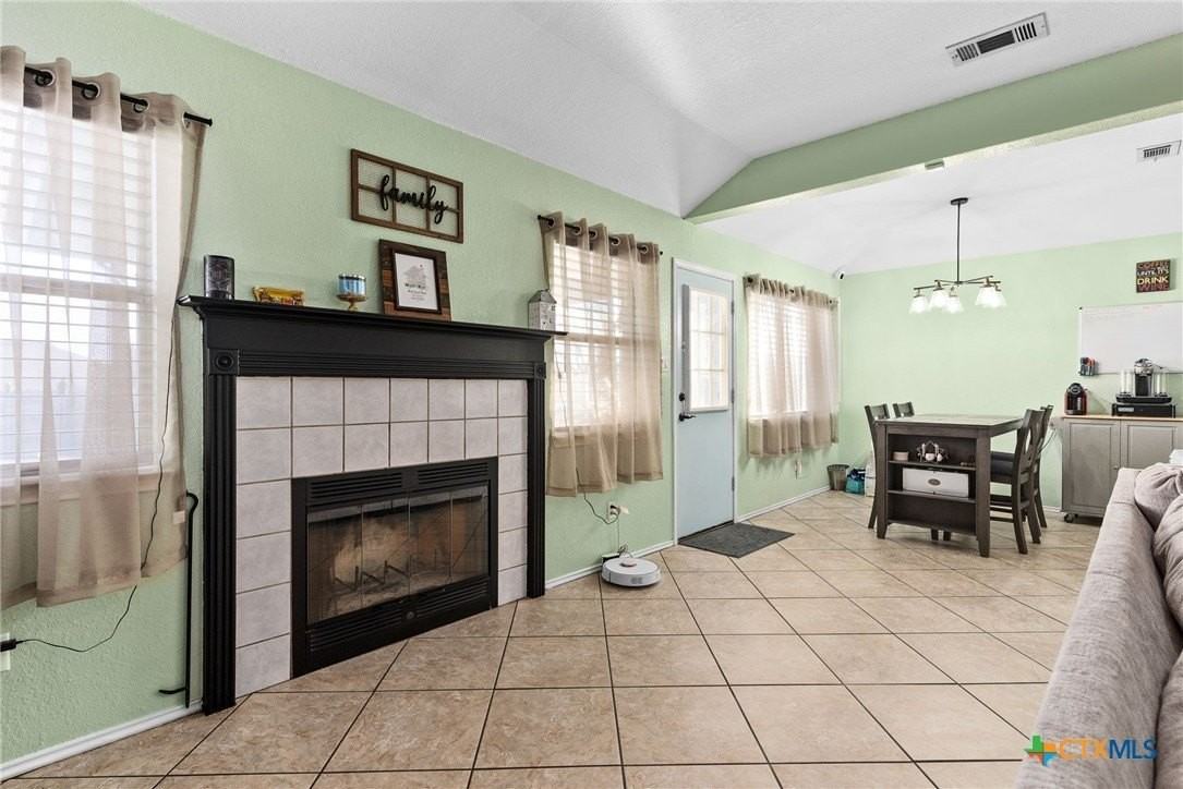 4202 Fawn Dr - Photo 5 of 13