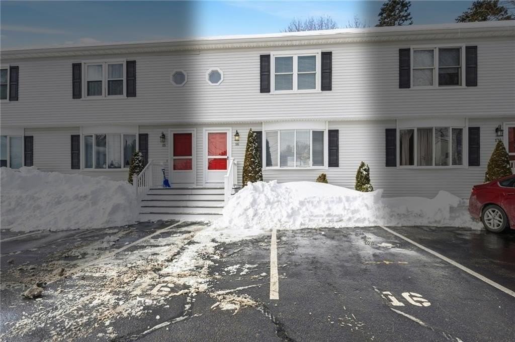 23 Benefit St Apt 16 #16 - Photo 3 of 39