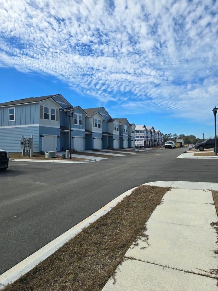 190 Turpentine Drive - Photo 5 of 50