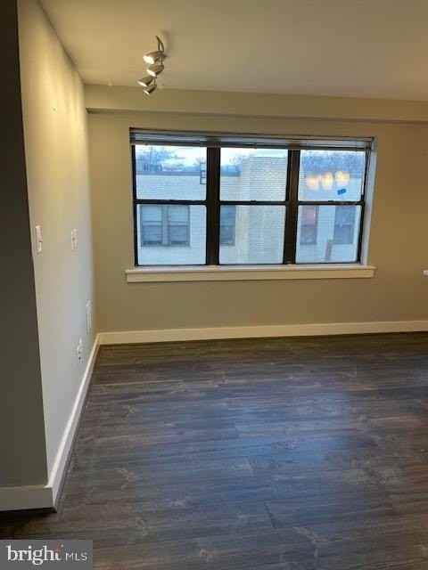 210 Oakwood St Se Apt 308 #308 - Photo 4 of 20