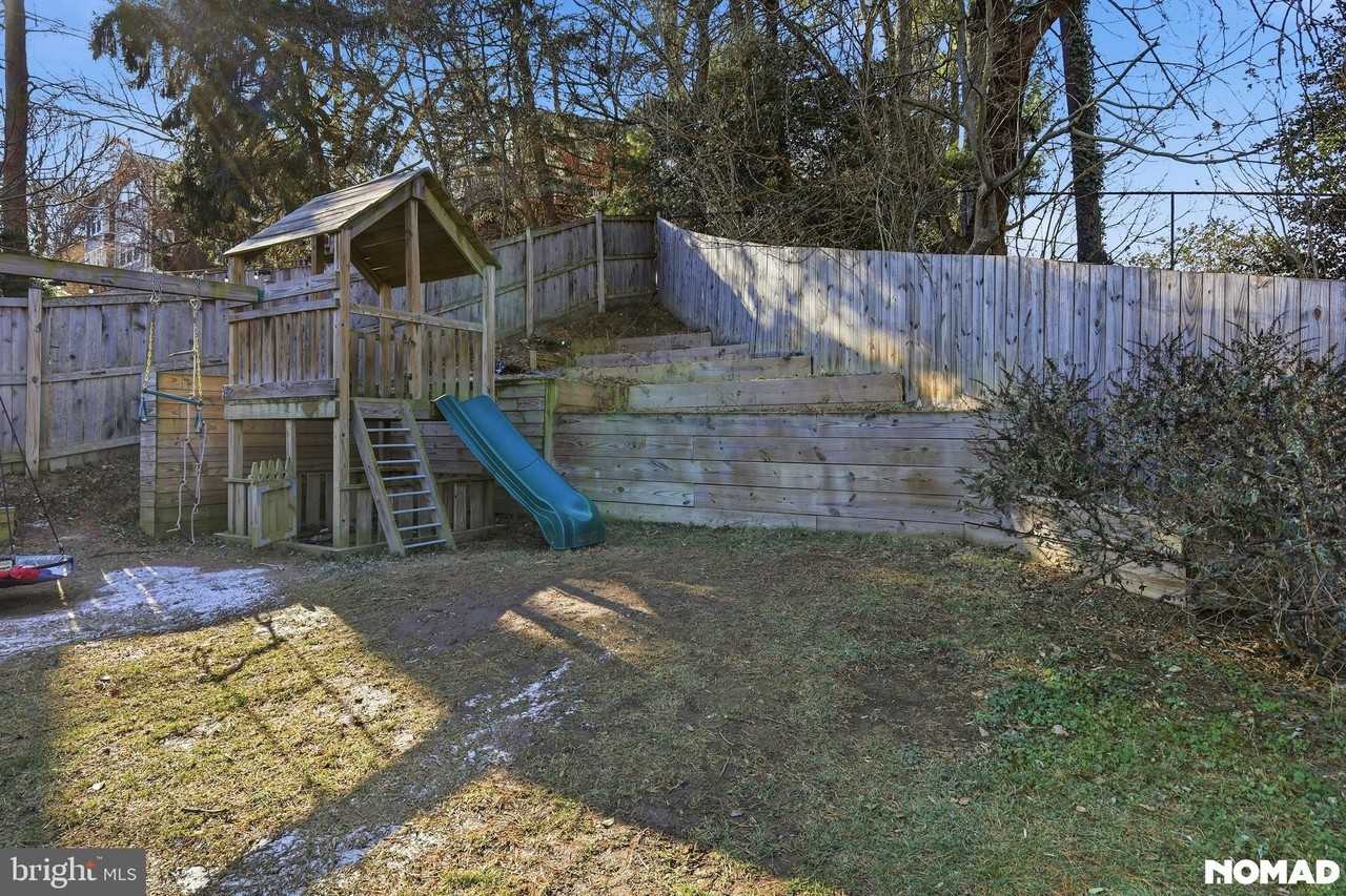 303 Mansfield Rd - Photo 6 of 28