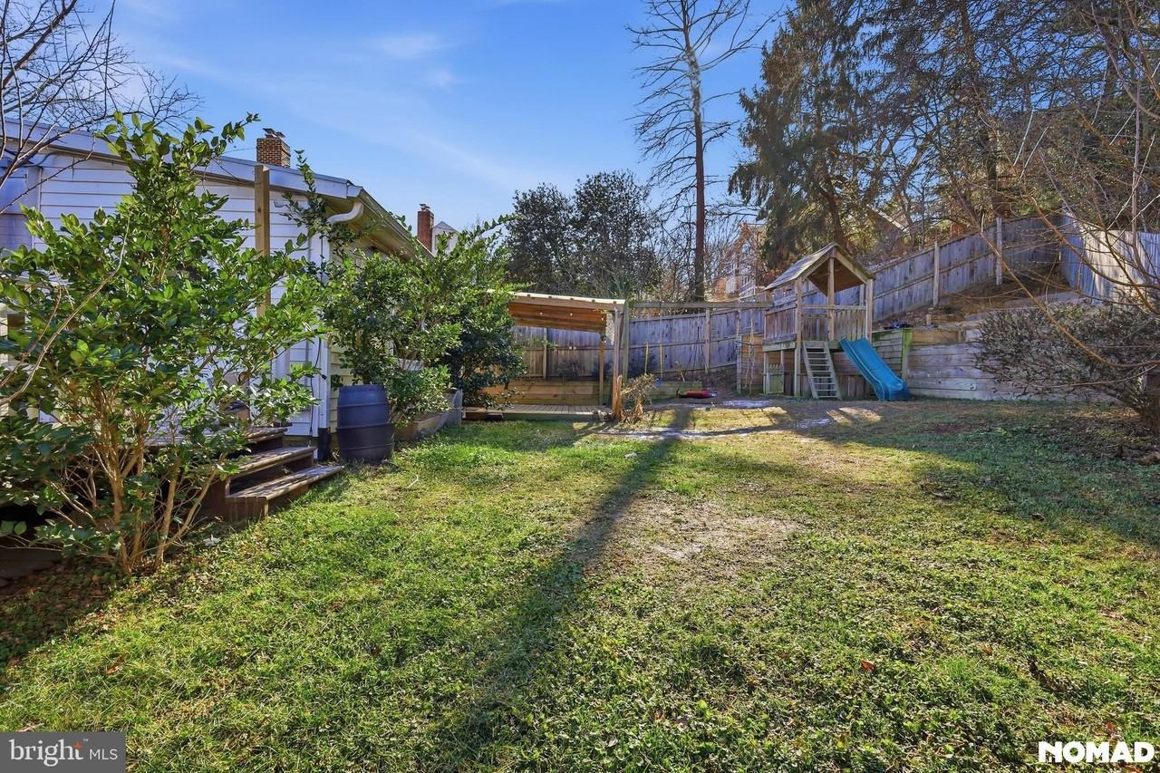 303 Mansfield Rd - Photo 7 of 28