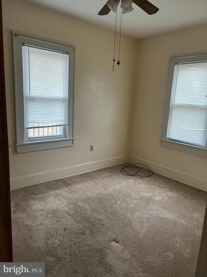 2281 W Garden Rd - Photo 4 of 7