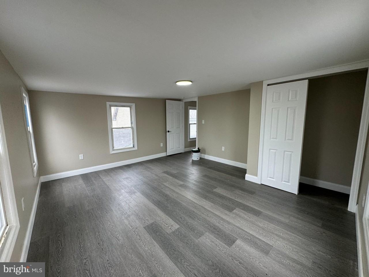 236 W Wood St - Photo 7 of 7