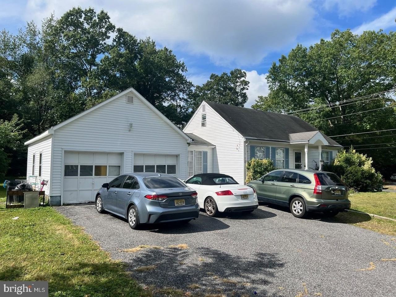 420 Villanova Rd - Photo 3 of 4