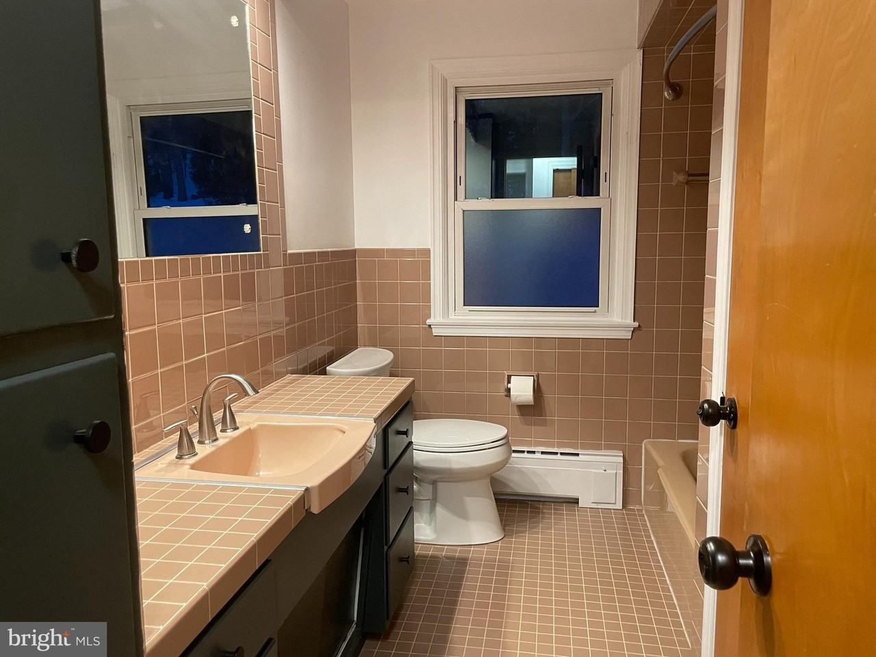 44 CHESTNUT Street - Photo 4 of 7