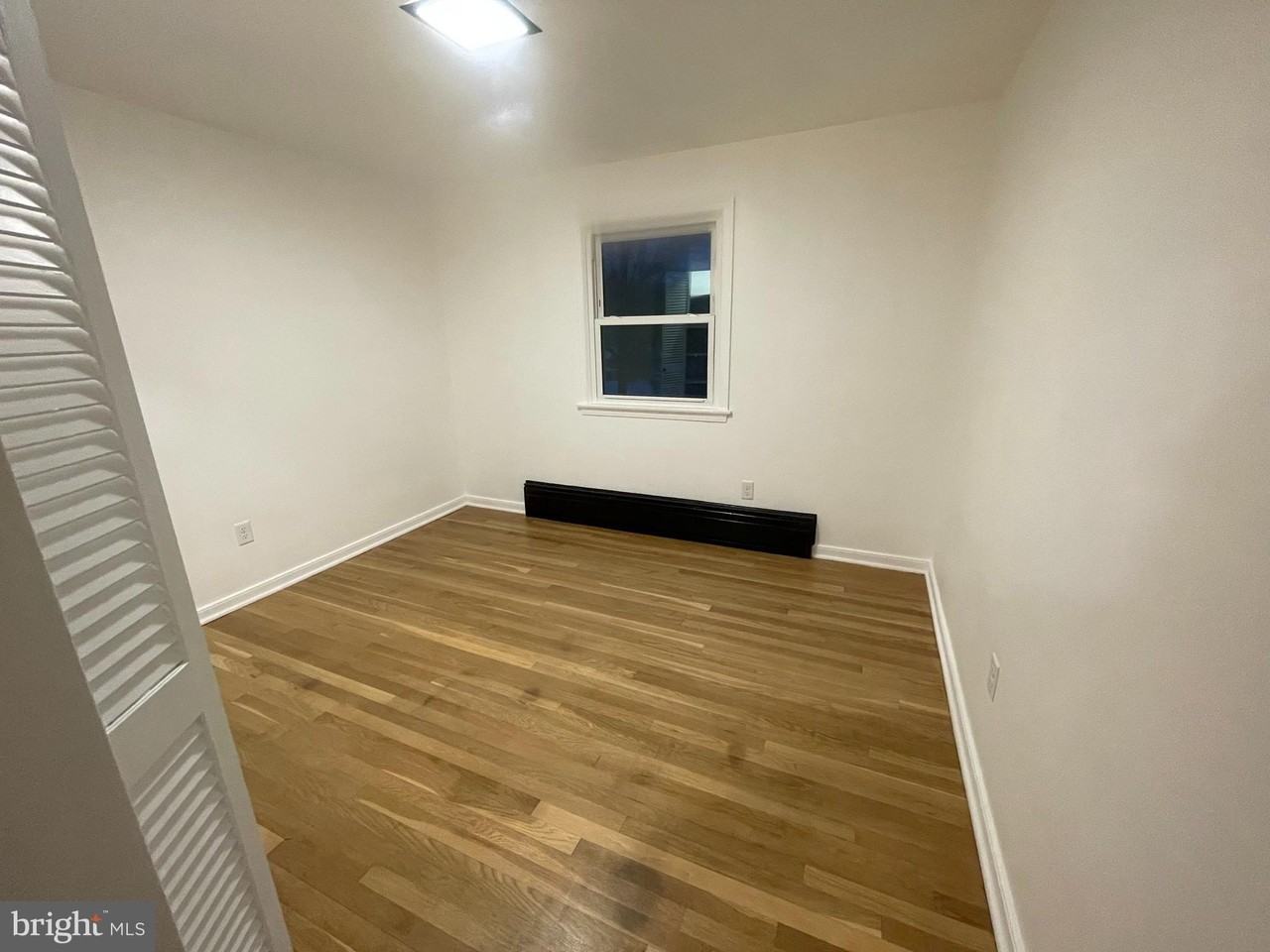 44 CHESTNUT Street - Photo 7 of 7