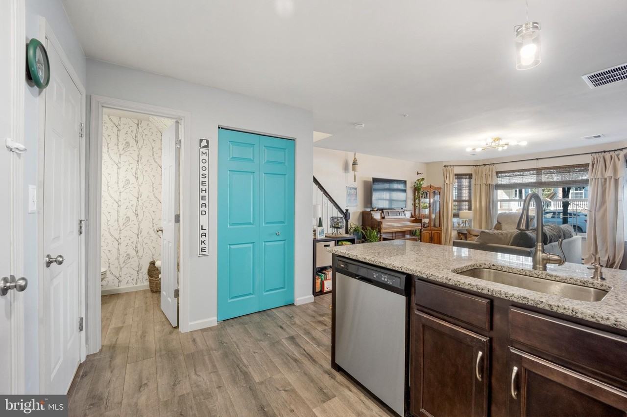 3089 Goshen Dr - Photo 3 of 17