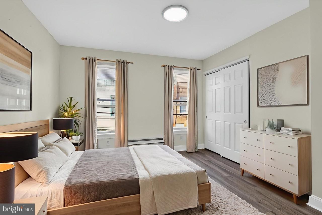 1729 N Bambrey St - Photo 2 of 24