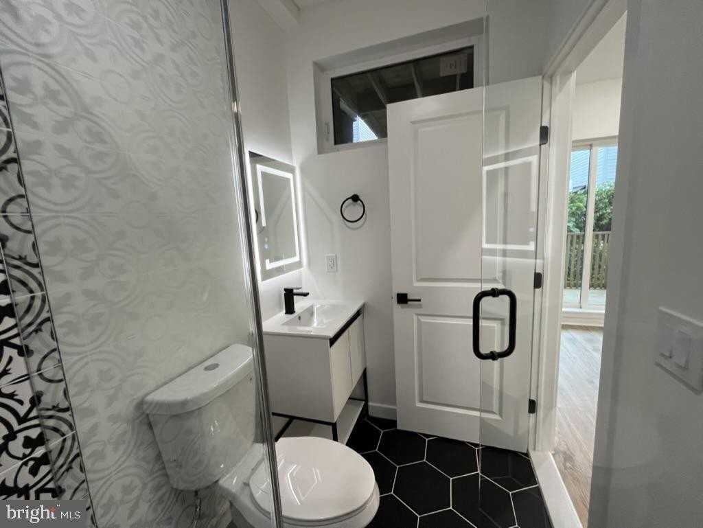 2117 N 8th St - Photo 7 of 17