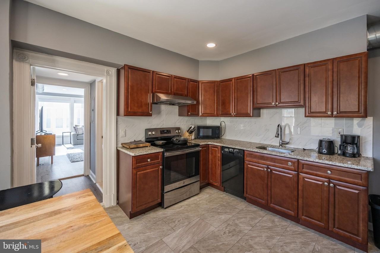 1620 Mount Vernon St Unit 2r #2R - Photo 2 of 12