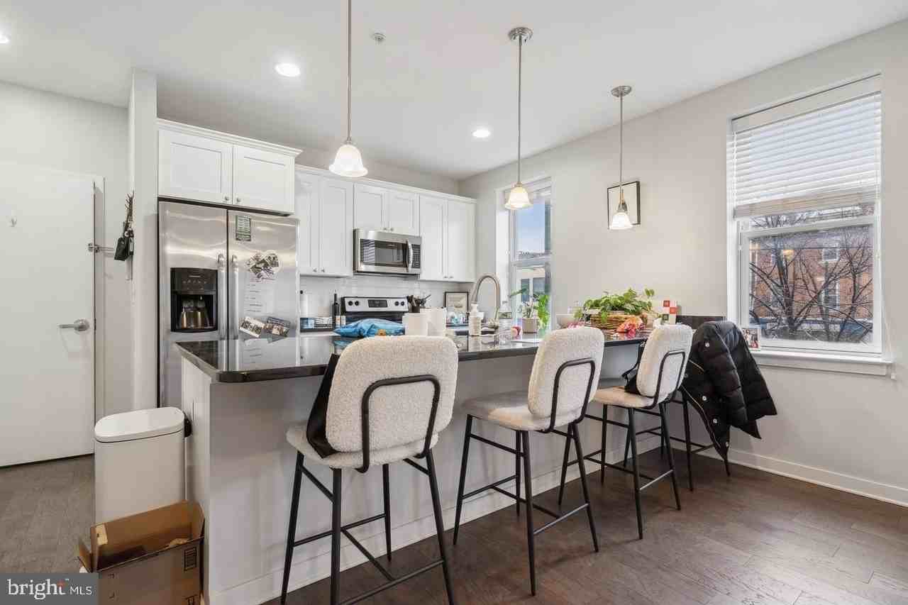 1201 N 3rd St Unit 2 #2 - Photo 6 of 12