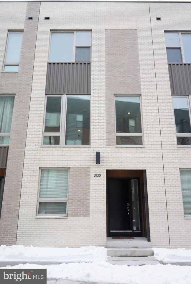 3130 Pierview Ln - Photo 2 of 26