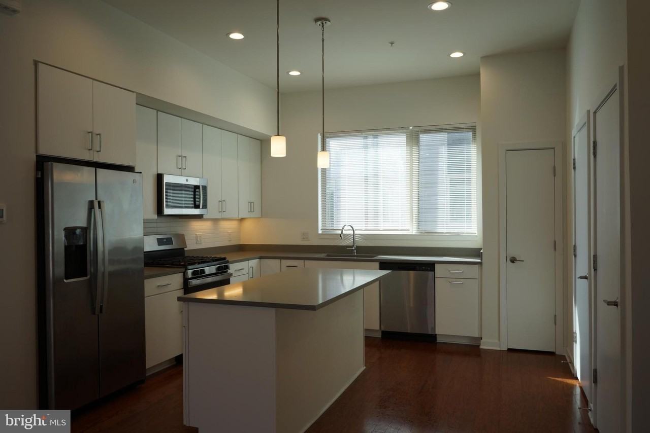 3130 Pierview Ln - Photo 4 of 26