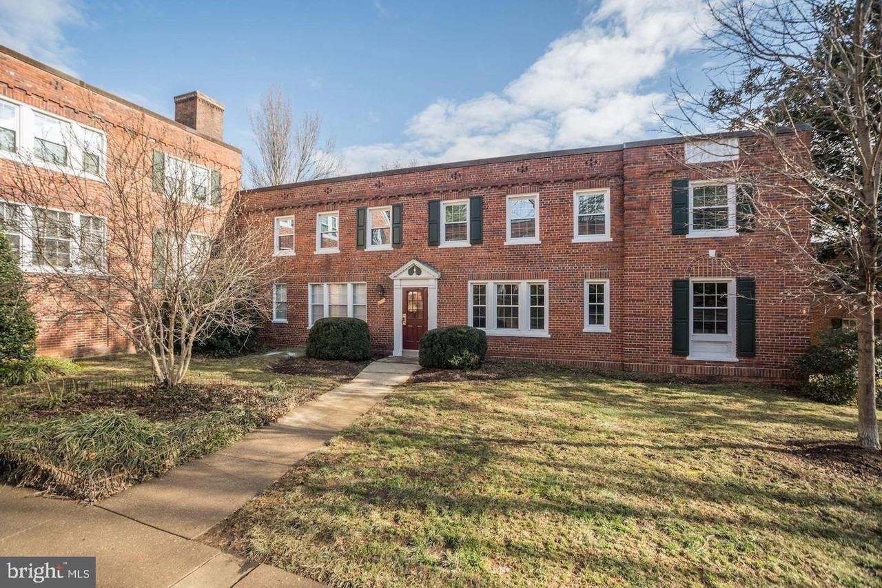 1909 Key Blvd Unit 11551 #11551 - Photo 2 of 14