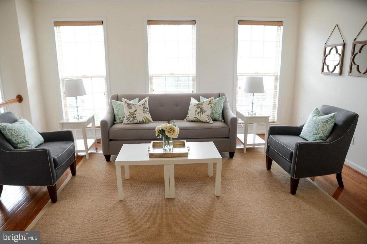 41898 Cinnabar Sq - Photo 2 of 33