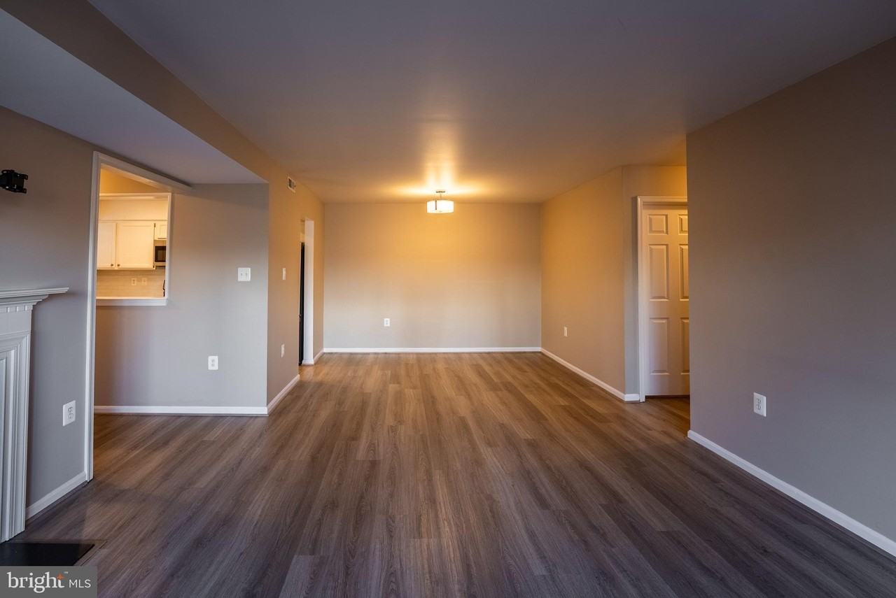 9924 Grapewood Ct - Photo 6 of 25