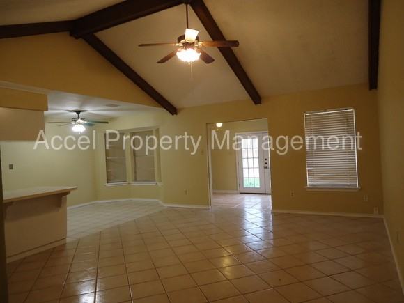 5832 N 28th Ave - Photo 2 of 10