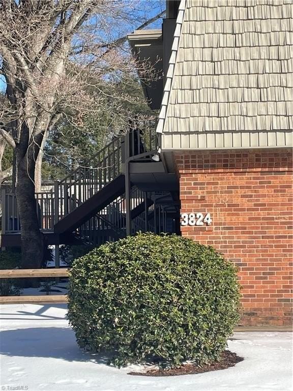 3824 Country Club Rd #E - Photo 4 of 13