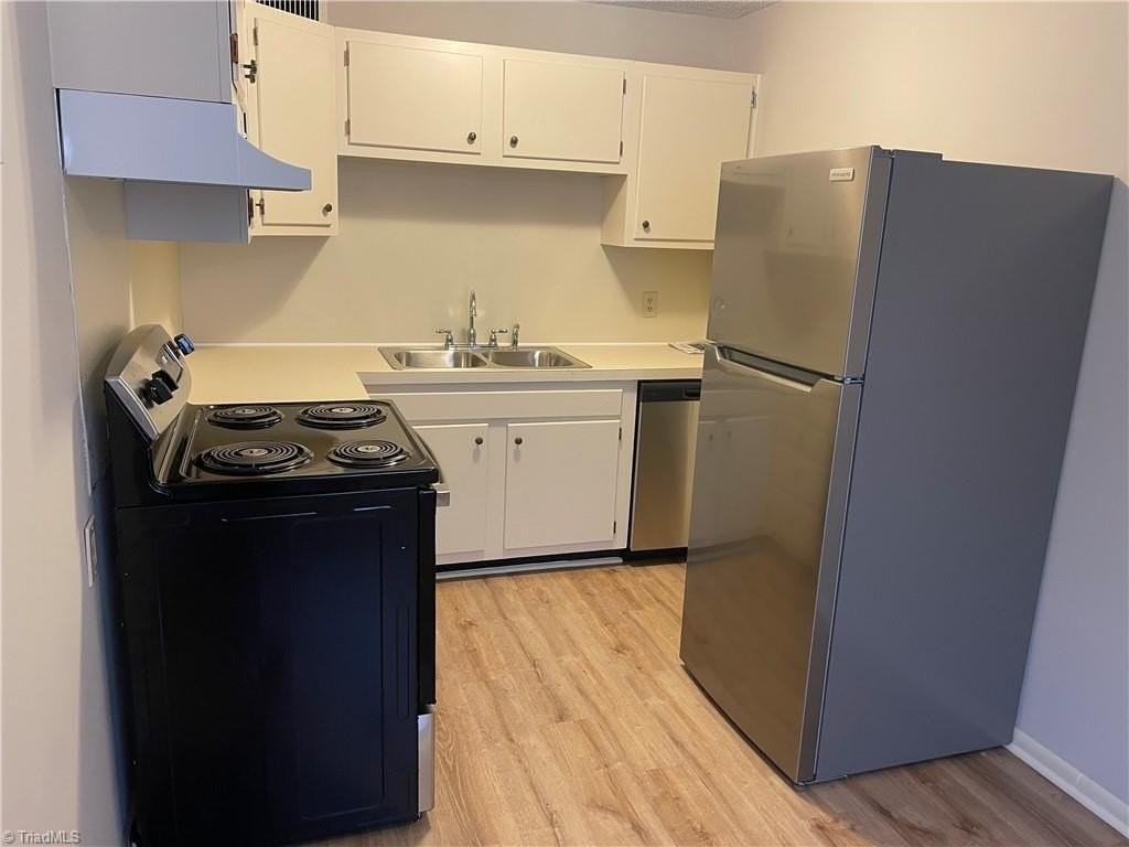 3824 Country Club Rd #E - Photo 6 of 13