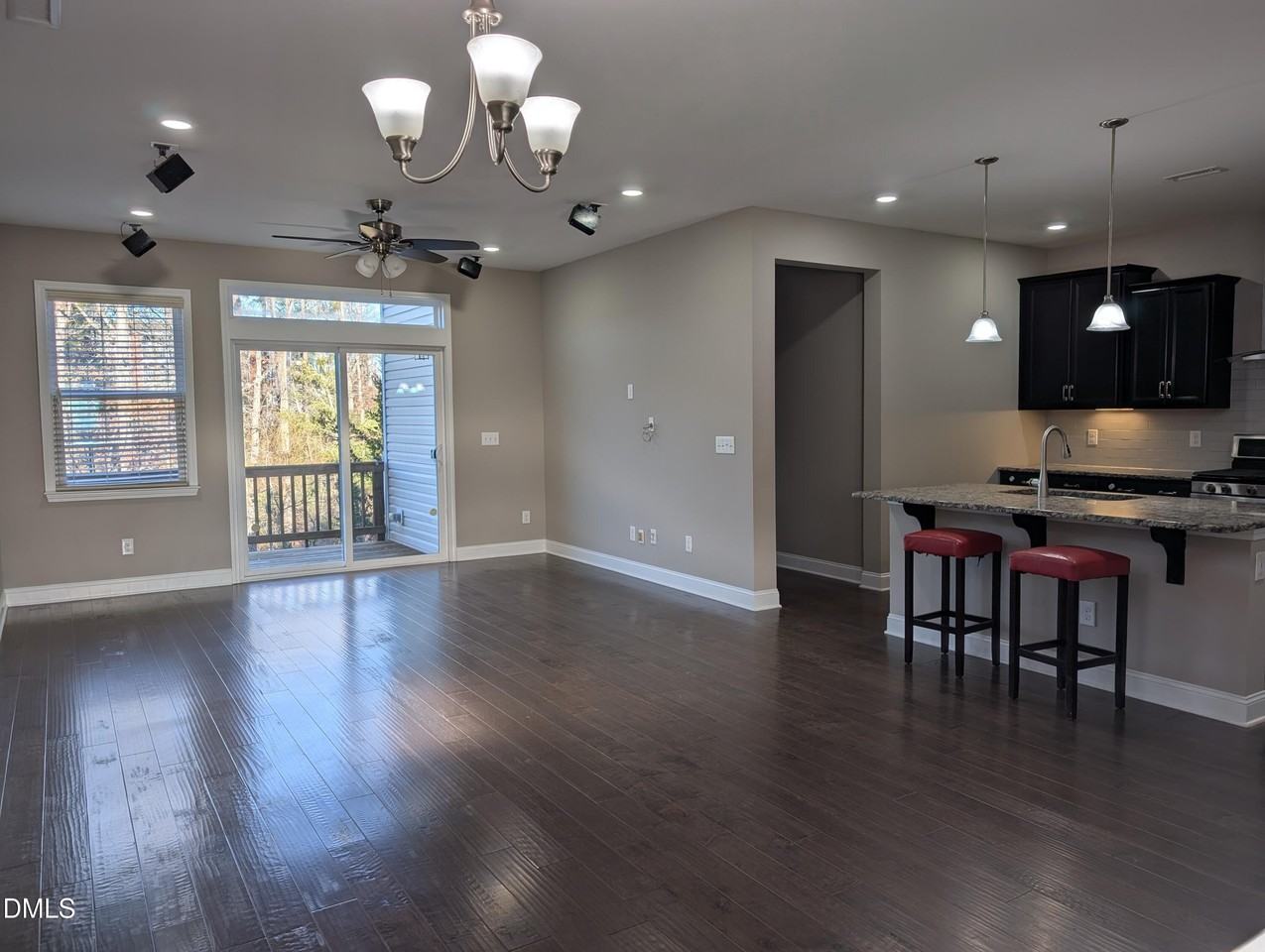 1449 Glenwater Dr - Photo 3 of 32