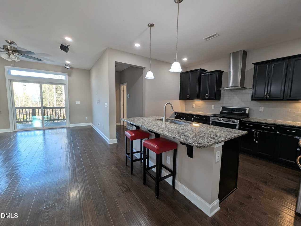 1449 Glenwater Dr - Photo 6 of 32