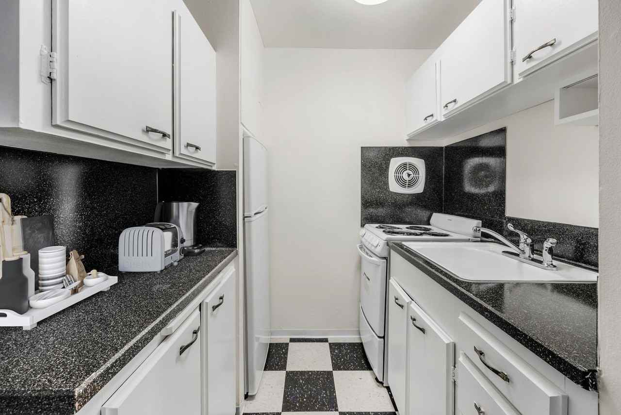 Walkable One - Photo 5 of 23