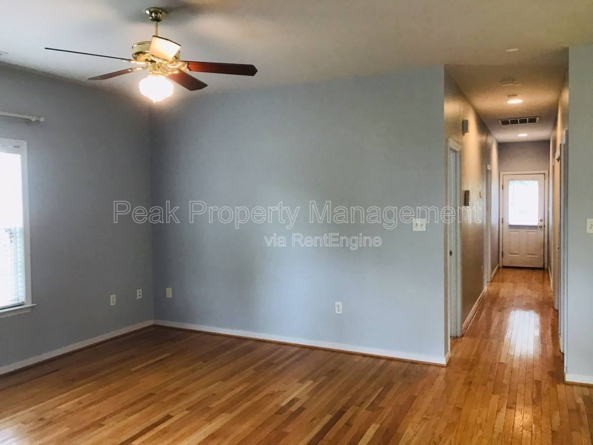 1903 Elmsmere Ave - Photo 2 of 10