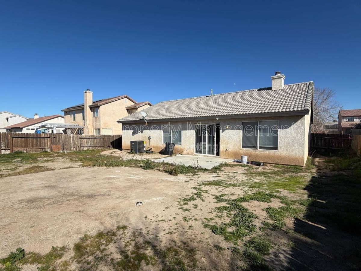 14554 Monterey Pl - Photo 2 of 10